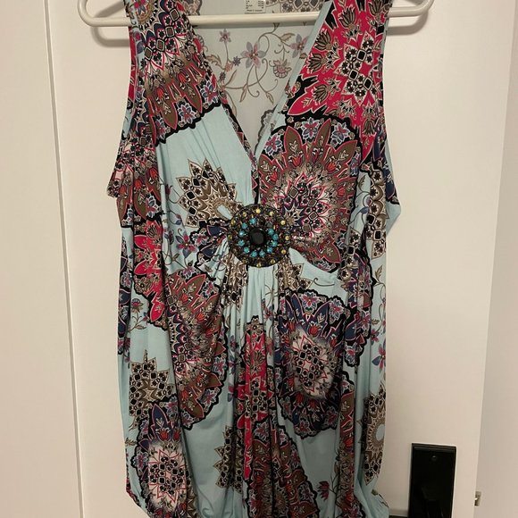 Venus Cold Shoulder Blouse - Picture 2 of 13